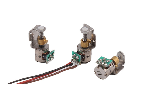 VSM0652 6mm Slider Stepper Motor 5VDC 18 stopni kąt kroku M1.7*P0.3 Śruby ołowiane